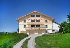 Stadlerhof Alpen- & Seeblick – Ferienwohnung Parterre