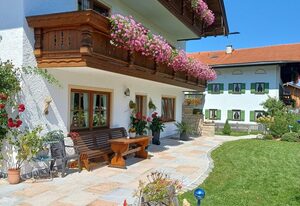 Gästehaus Stephan – Doppelzimmer Esche, mit Ostbalkon ca. 23 qm