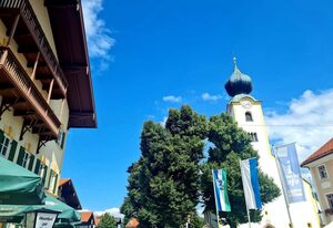 Ferienwohnung Kaiserblick – Fewo Kaiserblick ca. 86 qm im Ortszentrum bis 4 Personen, Balkon, 2 separate Schlafzimmer