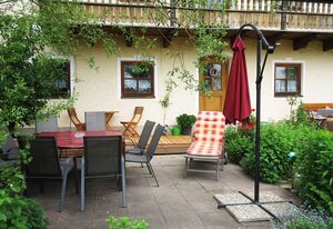 Ferienhof Kraller – Ferienhaus für 12 Personen, 6 SZ, Blick in Berchtesgadener- u. Chiemgauer Alpen