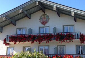 Beim Haasen – Dreibettzimmer (Nr. 1, 24 qm) mit Dusche/WC und Balkon
