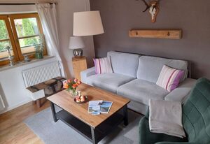 Ferienwohnung Heimat | Chiemgau Karte – Ferienwohnung bis 2 Personen, Erdgeschoss, Terrasse