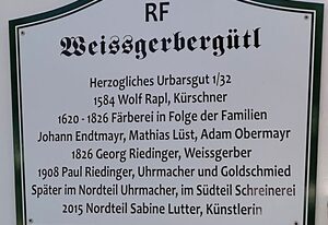 Künstlerhaus Weissgerbergütl – Ferienzimmer Enzian 12 m², ohne Frühstück, Gemeinschaftsküche und -badezimmer