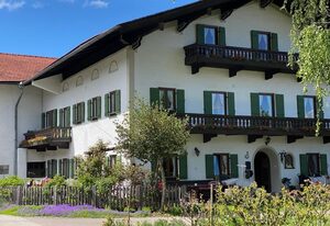 Homerhof - Hofmann Johann junior | Chiemgau Karte – Appartement 2 mit Balkon, bis 2 Pers.