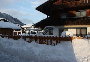 Ferienwohnung Zummack | Chiemgau Karte – Ferienwohnung 53 qm, Süd Terrasse und sep.Schlafzimmer