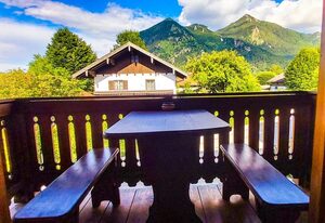 Ferienwohnung Reisenauer – Ferienwohnung- 4 Personen, 75qm, 2 Schlafzimmer, Badewanne, WLAN