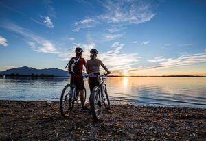 Ferienwohnung Sam – Ferienwohnung für 2-4 Personen, 1 sep. Schlafzimmer und Balkon in Chieming-Laimgrub