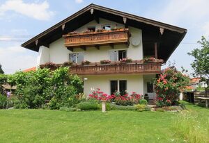 Ferienwohnung Auszeit | Chiemgau Karte – Ferienwohnung 50 qm bis 4 Personen, 2 separate Schlafzimmer