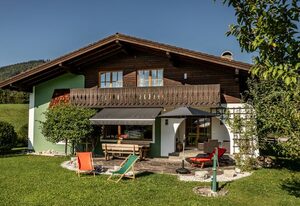 DasBeckHaus - Chiemgau Karte – Ferienhaus bis 10 Personen mit 4 Schlafzimmern, 210m², großer Garten
