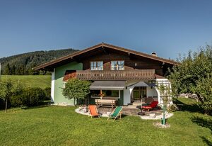 DasBeckHaus - Chiemgau Karte – Ferienhaus bis 10 Personen mit 4 Schlafzimmern, 210m², großer Garten