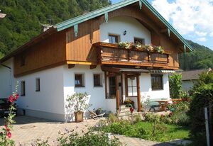 Haus Polleichtner – Ferienwohnung für 1 bis 2 Personen mit Terrasse und Bergblick