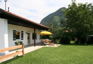 Beim Glaserer – Ferienwohnung Flori, 75 m² für 2-4 Personen, Wohnzimmer, Küche, 2 Schlafzimmer, Dusche/WC, Terrasse, WLAN
