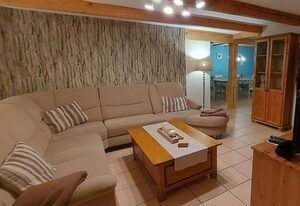 Große Strandperle – Stilvolle 100m² Unterkunft mit Kamin, Terrasse und drei Schlafzimmern