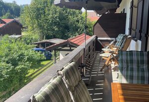 Ferienwohnung Bergblick – Ferienwohnung bis 4 Personen, 58qm, Schlafzimmer, Wohnzimmer, Küche, Dusche/WC, Balkon, WLAN