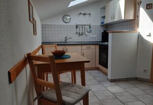 Haus Maier – Ferienwohnung 50 qm, 1 -3 Personen, 1 Schlafzimmer, Wohnküche, Balkon