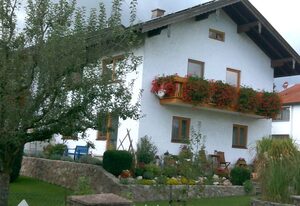 Ferienwohnung Walter Gluche – Ferienwohnung 64qm im Erdgeschoss mit 1 separatem Schlafzimmer