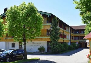 Ferienwohnung Bergzauber - Chiemgau Karte – Ferienwohnung für 4 Personen, 2 Schlafzimmer mit Balkon, 60 m²