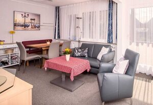 Ferienwohnung Bergzauber - Chiemgau Karte – Ferienwohnung für 4 Personen, 2 Schlafzimmer mit Balkon, 60 m²