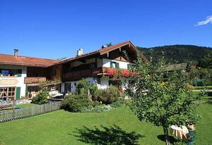 DEB 032 Pension mit Bergblick in Inzell – Ferienwohnung Gamskogl mit herrlichem Bergblick