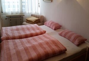 Alpenwohnanlage Lott – Fewo für 1-4 Pers., 1 sep. Schlafzimmer, großer Balkon, Hallenbad, Sauna im Haus