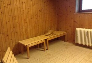 Alpenwohnanlage Lott – Fewo für 1-4 Pers., 1 sep. Schlafzimmer, großer Balkon, Hallenbad, Sauna im Haus