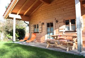 Chalet Chiemgau – Ferienhaus, für 1-4 Personen, 60 qm, 1 sep. Schlafzimmer, Terrasse