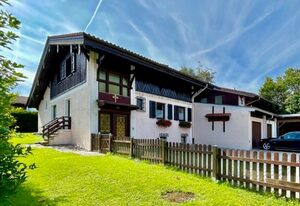 Ferienwohnung Bergtraum - Chiemgau Karte – Ferienwohnung für 4 Personen, 2 separate Schlafzimmer, Balkon, 55 m²