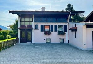 Ferienwohnung Bergtraum - Chiemgau Karte – Ferienwohnung für 4 Personen, 2 separate Schlafzimmer, Balkon, 55 m²