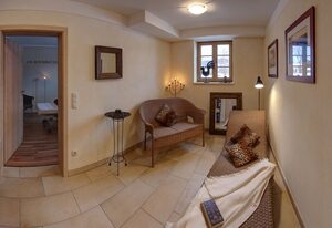 Feriendomizil Stöberl - Chiemgau Karte – Ferienwohnung HimmelReich für 2 Personen mit Balkon, Schlafzimmer, 45 qm