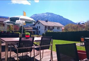 Bellevue – Helles Einzelzimmer mit Dusche und WC, Südbalkon, TV, WLAN