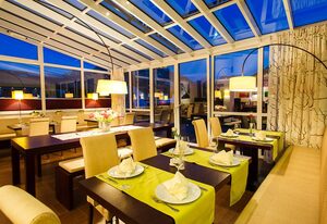Bellevue – Helles Einzelzimmer mit Dusche und WC, Südbalkon, TV, WLAN