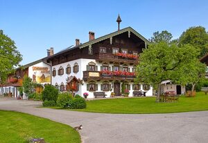 Holznerhof - Chiemgau Karte – Chalet Lärche für 4 Personen, 2 separate Schlafzimmer, 80 m²
