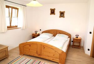 Haus Billinger – Ferienwohnung mit Terrasse