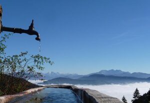 Beim Lenz – Doppelzimmer Nr. 2 mit Garten- und Bergblick, 12 qm, DU/WC
