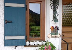 Beim Lenz – Doppelzimmer Nr. 2 mit Garten- und Bergblick, 12 qm, DU/WC