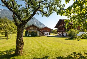 Ferienwohnungen Widdmoos inkl. Chiemgaukarte – Ferienwohnung 2, 44 qm, Balkon, Kochnische, 1 Wohzimmer, 1 Schlafzimmer, 2 P.