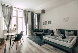 Luga Homes - Gewandhaus – *Big Industrial* 2-Zimmer-Appartement mit Küche