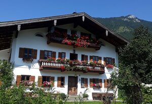 Huberhof, Mettenham – Ferienwohnung für 3Pers. 60 qm, Wohnküche, Schlafzimmer, Dusche/WC, WLAN