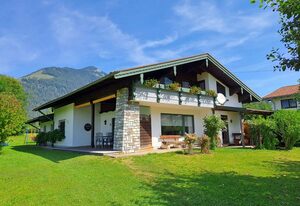 Landerhauser-Hof – Ferienwohnung Hochplatte, 75 qm, 1 Schlafzimmer, Terrasse