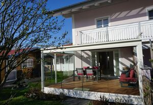 AlzBlüte – Ferienwohnung 117m² mit Balkon und Garten