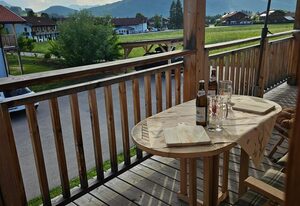 Haus Panoramablick - Chiemgau Karte – Ferienwohnung bis 5 Personen, 2 separate Schlafzimmer, 100 m²