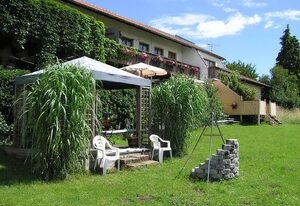 Haus Panorama – Ferienwohnung-Mitte 50 qm für 1-2 Personen mit Terrasse