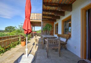 Haus Panorama – Ferienwohnung-Mitte 50 qm für 1-2 Personen mit Terrasse