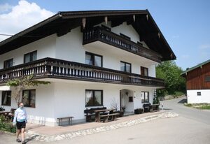 Feichten-Hof Zaiser Zimmer – Doppelzimmer Nr. 2, DU/WC, TV, WLAN, Balkon