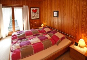 Am Traunufer Klaus Plenk inkl. Chiemgaukarte – Ferienwohnung 2 OG 57qm, Balkon, Kochnische,2 Schlafzimmer, Wohnzimmer