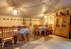 Gästehaus Barbara Schwaiger - Chiemgau Karte – Ferienwohnung für 2 Personen mit Balkon, Küchenzeile, 29 qm