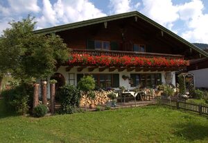 Gästehaus Barbara Schwaiger - Chiemgau Karte – Ferienwohnung für 2 Personen mit Balkon, Küchenzeile, 29 qm