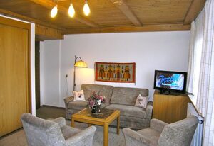 Ferienwohnungen Mayer - Chiemgau Karte – Ferienwohnung Chiemsee für 4 Personen mit Balkon, Wohnschlafraum, 50 qm
