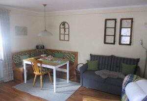 Haus Schmauß - Chiemgau Karte – Ferienwohnung für 2 Personen mit Terrasse, 1 Schlafzimmer, 40 qm