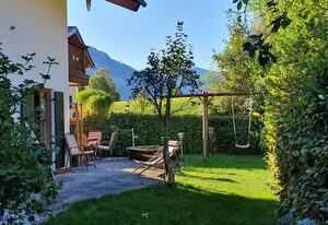 Ferienwohnung Wiesenleiten inkl. Chiemgaukarte – Ferienwohnung 115qm, Balk., Terr., Küche, 3 Schlafzimmer, Wohnzimmer, max 6 P.